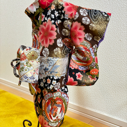 ☆新作犬服⭐︎ つまみ細工帯飾り付き 犬用着物 女の子用 和柄