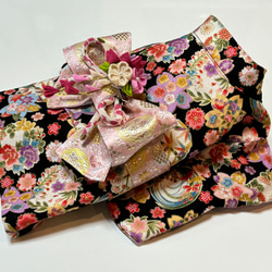 ☆新作犬服⭐︎ つまみ細工帯飾り付き 犬用着物 女の子用 ブラック 華