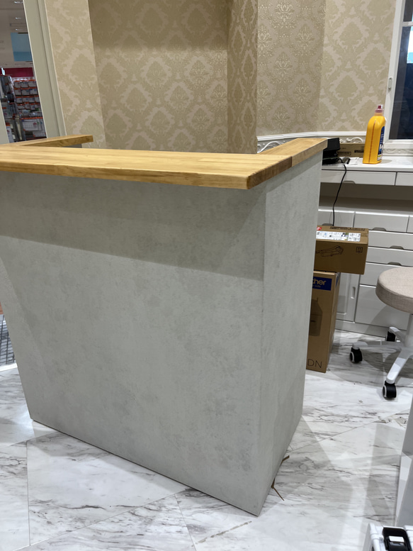 チョコボーイ　レジカウンター 美容室向けのレジカウンターW2000（チョコレートブラウン色