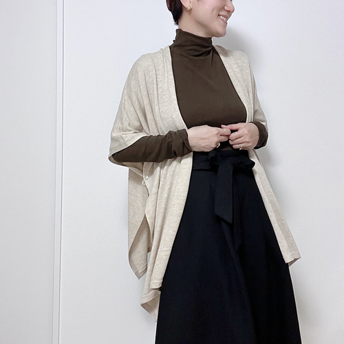 【ニューヨーカー】ウール ポンチョ ケープ マント くるみボタン ゆったり ニューヨーカー】ウール ポンチョ ケープ マント くるみボタン