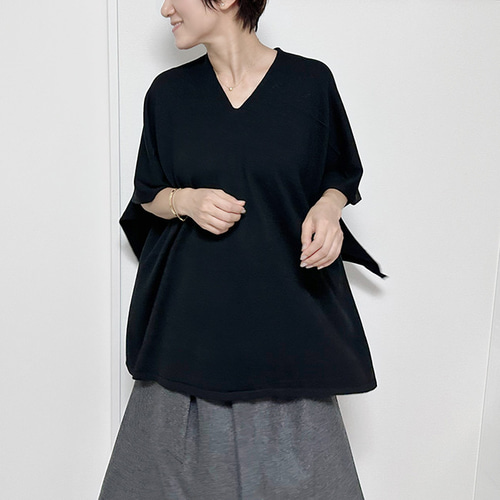 美品♡ MSGM ポンチョ ケープ ブラック フリル ウール 40 ケープ リブニット タートル ハイネック ポンチョ レイヤード