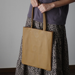 本革  縦型ショルダートートバッグ A4 サブバッグ 書類バッグ 通勤通学 縦長 薄マチ レッスンバッグ B-356 4枚目の画像