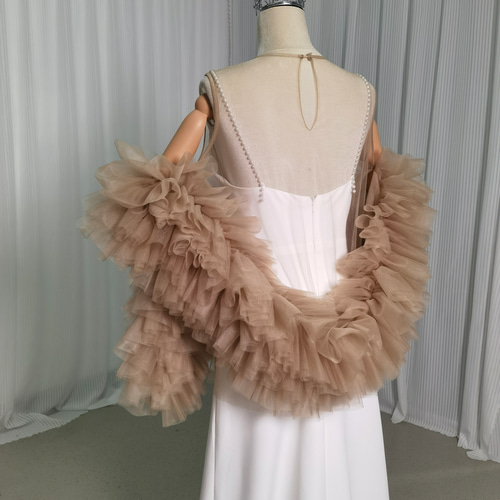 送料無料！ウェディングドレス ケープ風ドレス ベージュ 優しい 披露宴