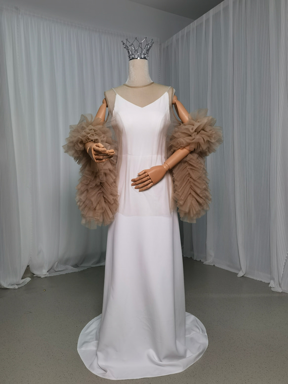 送料無料！ウェディングドレス ケープ風ドレス ベージュ 優しい 披露宴