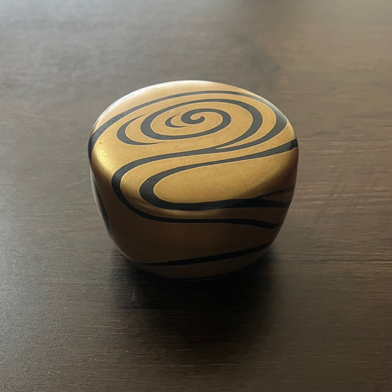 金銀蒔絵渦巻棗