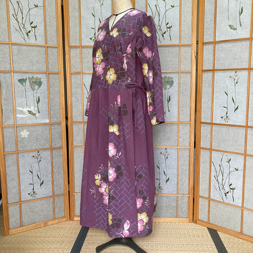 shoko様オーダー カシュクールワンピース 浴衣リメイク shoko様オーダー カシュクールワンピース 浴衣リメイク - メルカリ