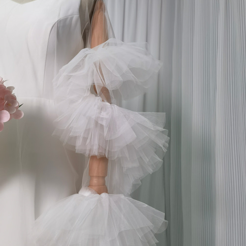 送料無料！ウエディングドレス オフホワイト キャミソール トップス  