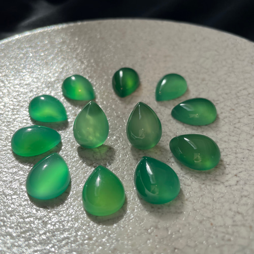 14kgf グリーンオニキスピアス グリーンオニキス 14Kgfピアス 天然石 --Fresh green-- | iichi 日々の