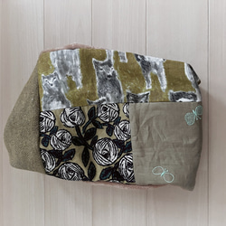 ミナペルホネン　マスタードカーキ系パッチ　ボリュームスヌード　もこもこスヌード　フワフワボア　冬支度 6枚目の画像