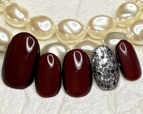 再販⭐︎ボルドー×ブラックライン/ネイルチップ/短め 対応 ネイル