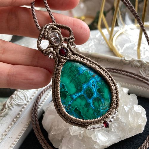マクラメネックレス＊ 成長をサポートするマラカイト 長さ調整可能 ②