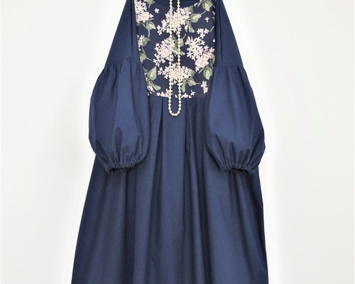 新品同様RES RA LIQUE レ・ラックのBLACKコート花モチーフ SP-2-09.webp