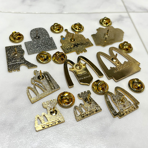 【非売品】激レア☆マクドナルド ピンバッジ セット アンティーク品 レア☆未開封あり！マクドナルドピンバッジ&バッジ6個セット