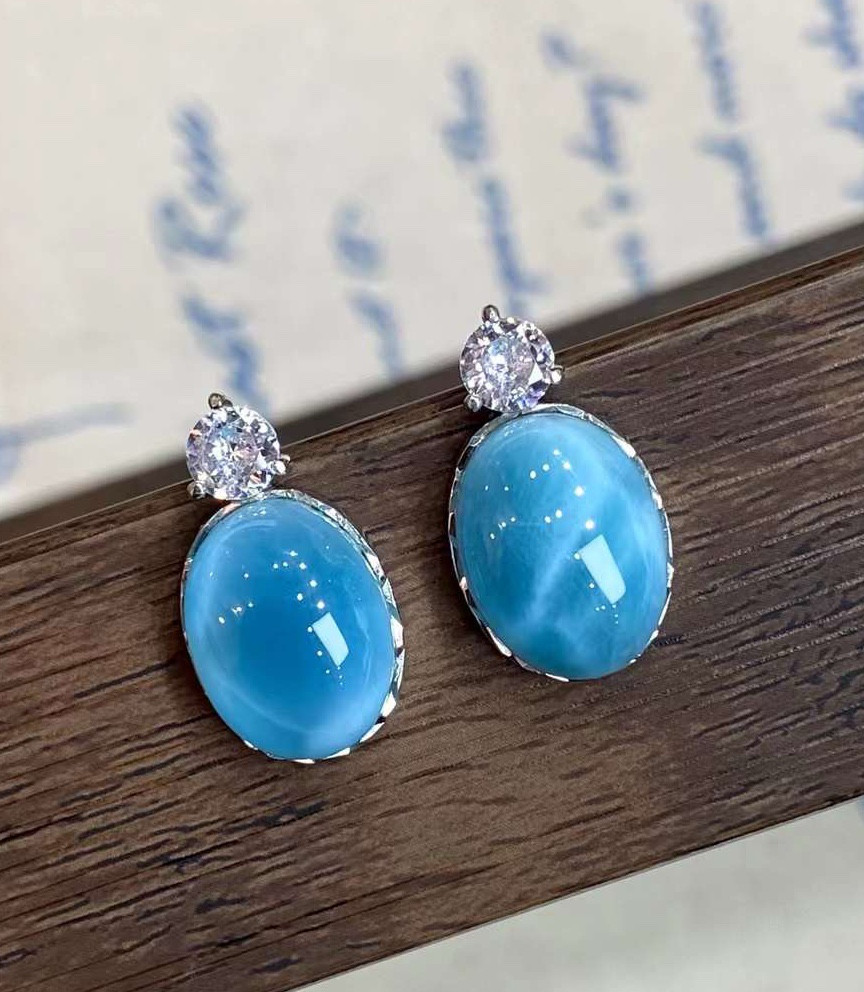 天然無処理　ラリマー  デザイン　ピアス N5881