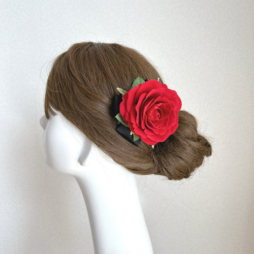 フラメンコ・ダンス・発表会に♡ベロア調の赤い薔薇のヘアクリップ 花