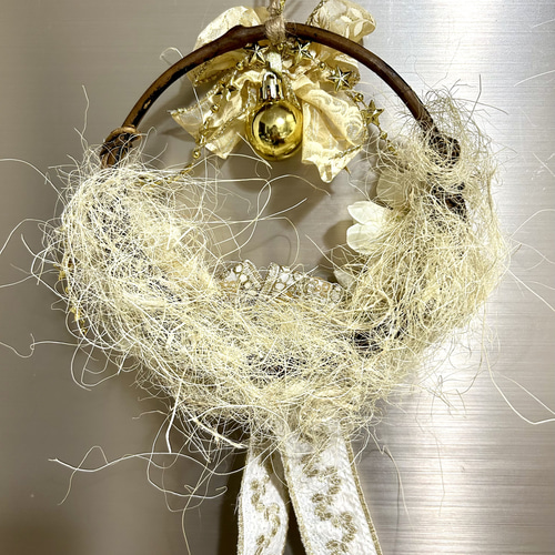 569»早割りホワイトクリスマスリース*ゴールドリボン*ゴールドボール