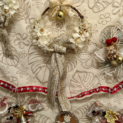 569»早割りホワイトクリスマスリース*ゴールドリボン*ゴールドボール