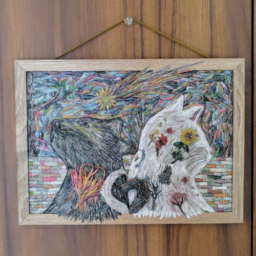 青枢展奨励賞受賞作品、新聞紙立体アート「思いが伝わりますよう