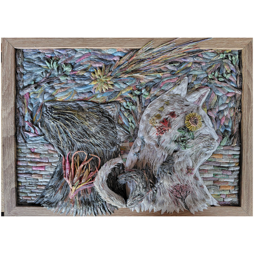 立体絵画の「あなたの話に笑います」 青枢展奨励賞受賞作品、新聞紙立体アート「思いが伝わりますよう