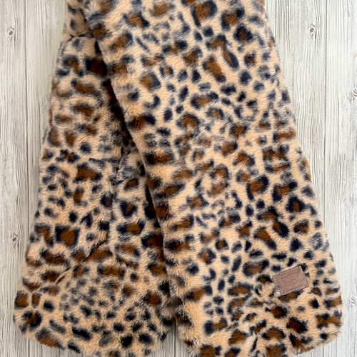 ブラウン豹柄 ボアマフラー ハンドメイド ふわもこ akaneko ボア 猫