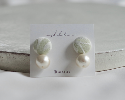 イヤリング/ピアス コットンパール大×メロンクリームくるみボタン