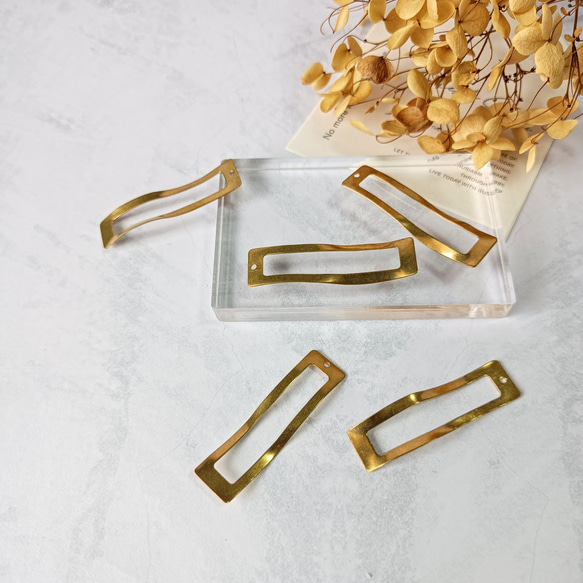 4個】真鍮パーツ ツイスト 変形 レクタンゴ ニュアンス プレート