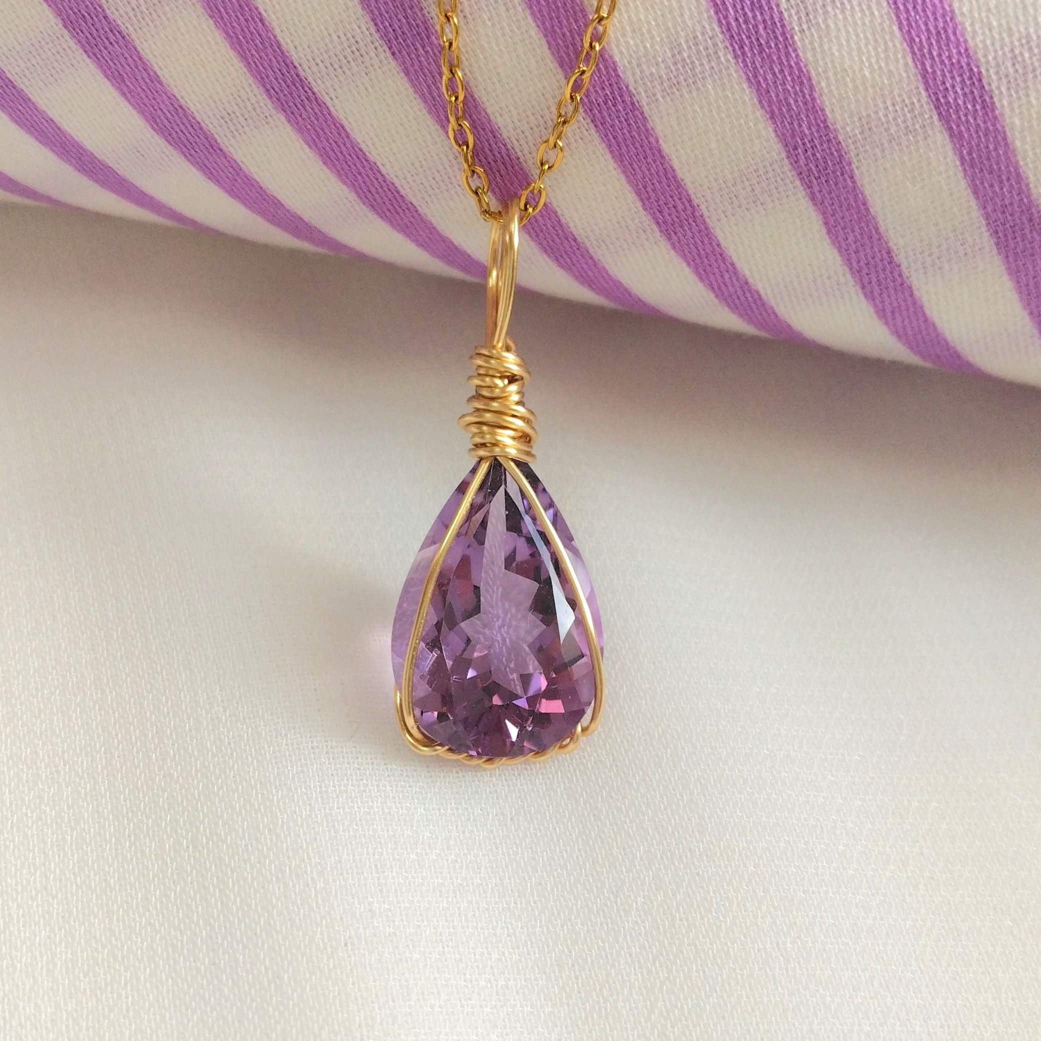 アメジスト　天然石　ワイヤーペンダント 　No.P55