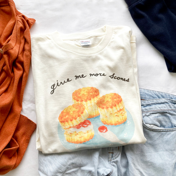 【預計11月底出貨】司康餅長袖T卹（奶油色）| 長袖T卹【紅茶系列】 第4張的照片