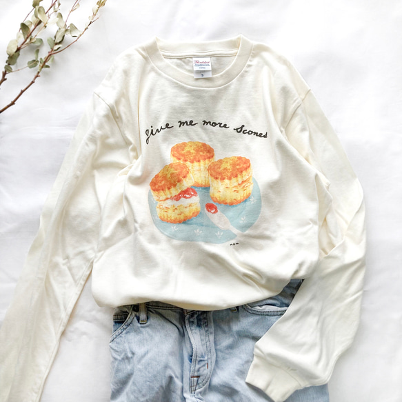 【預計11月底出貨】司康餅長袖T卹（奶油色）| 長袖T卹【紅茶系列】 第3張的照片