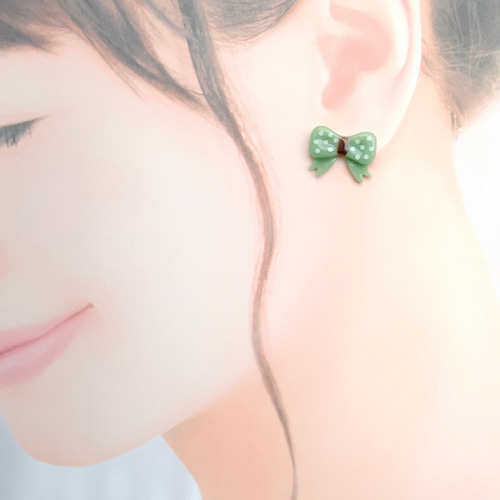 チョコミントのリボン』ピアス/イヤリング ミントグリーン 水玉 ドット