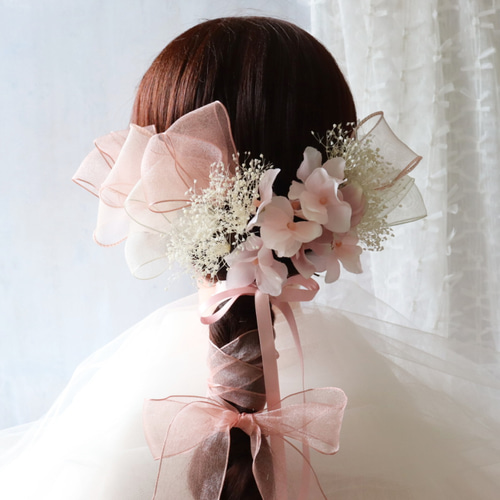 ピンクのサテンリボンとオーガンジーリボンの髪飾り 成人式ヘア飾り