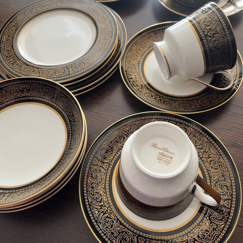 スクエア皿✨MIKASA Bone Chinaお皿