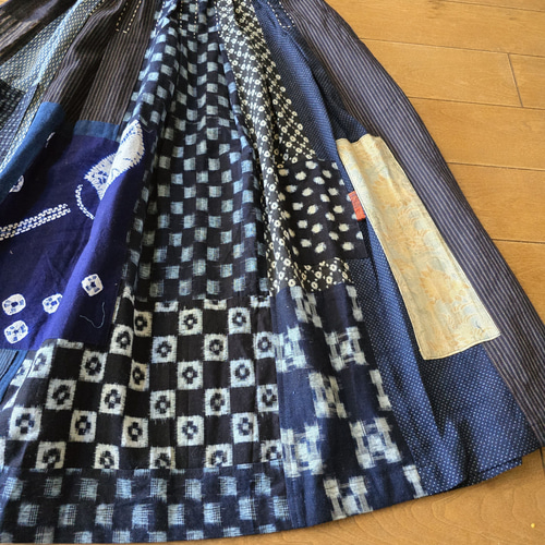 着物リメイク 手作り 更紗 雪ん子 中型など パッチ ギャザースカート  