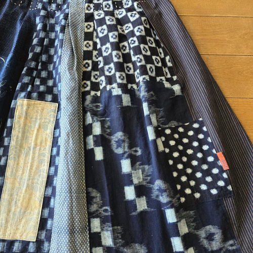 着物リメイク 絣のボレロとギャザースカートのセット 書生絣 雪ん子 着物リメイク 絣のボレロとギャザースカートのセットアップ 書生