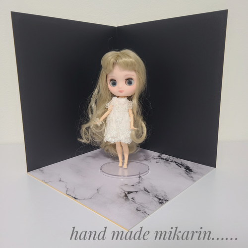 撮影用背景ボード（ブラック×白大理石）【ドールハウス】 その他人形
