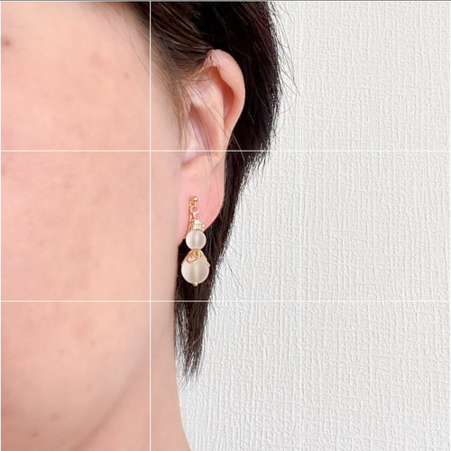 フロスト水晶のスノーマンモチーフピアス/イヤリング～エンジェル