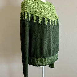 手編み ツートンニット (グリーン) 1枚目の画像