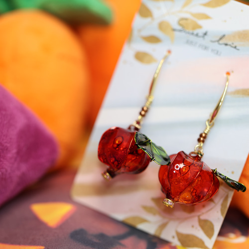 ハロウィンの可愛くて毒毒しいかぼちゃのピアス ピアス（フック