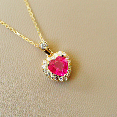 ハート」K18 天然ルビー 天然ダイヤモンド 純愛 女性 女王 ネックレス