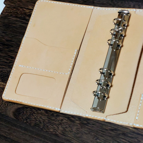 システム手帳カバー バイブルerika システム手帳カバー バイブル erika ＊名前刻印いたします 手帳カバー