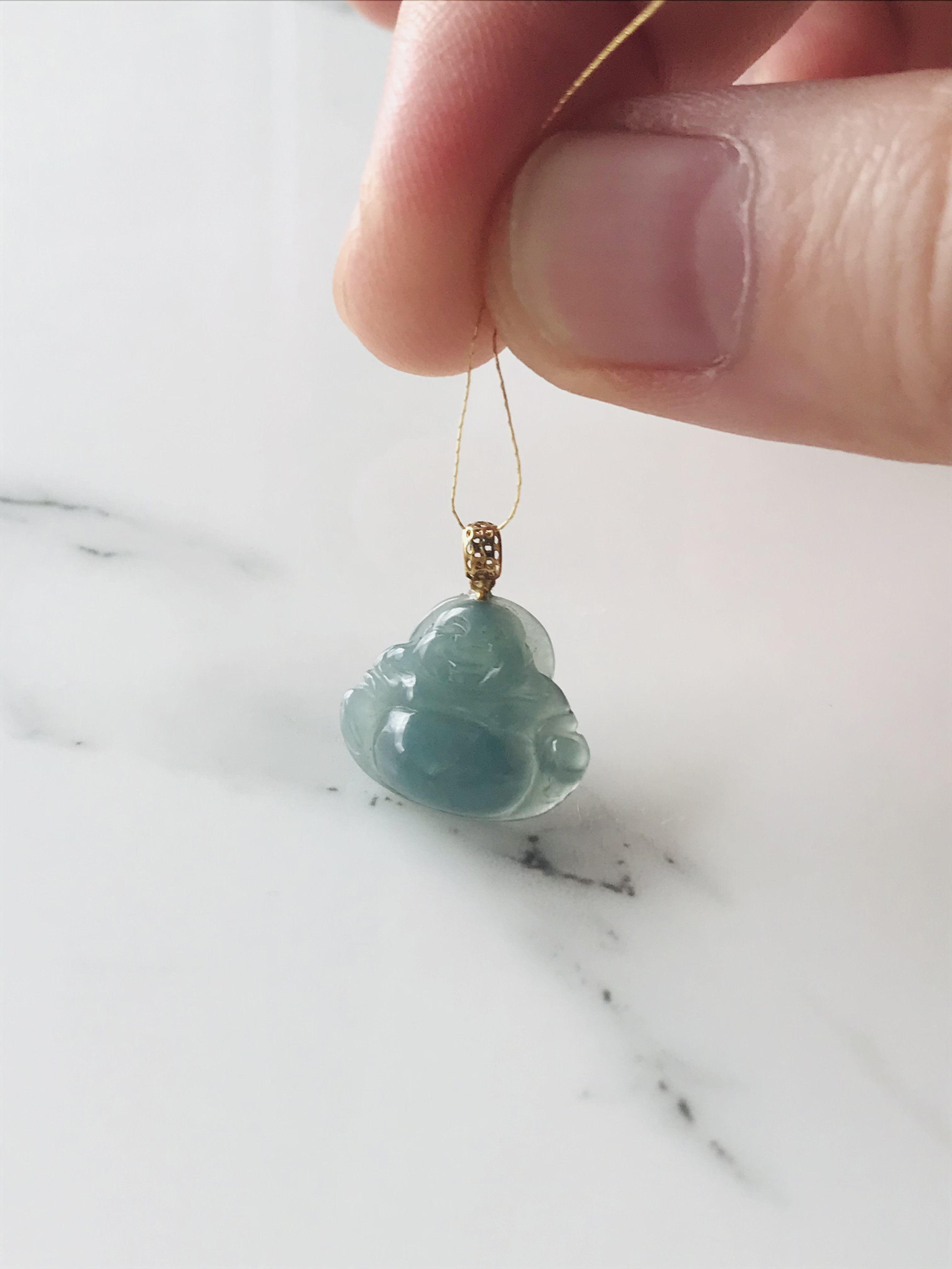 [P200-001］ ジェイド　JADE ヒスイ　本翡翠　ペンダントトップ 一点物　グアテマラ産　カービング