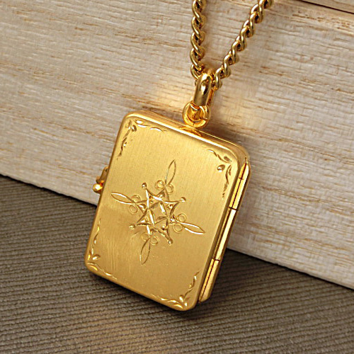 k18：手彫り『薬入れ＆ロケットペンダント・角形』【薬と写真を