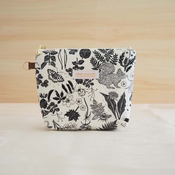 14cmファスナーポーチ マチあり 小さめ（北欧 植物柄 動物柄 リス お
