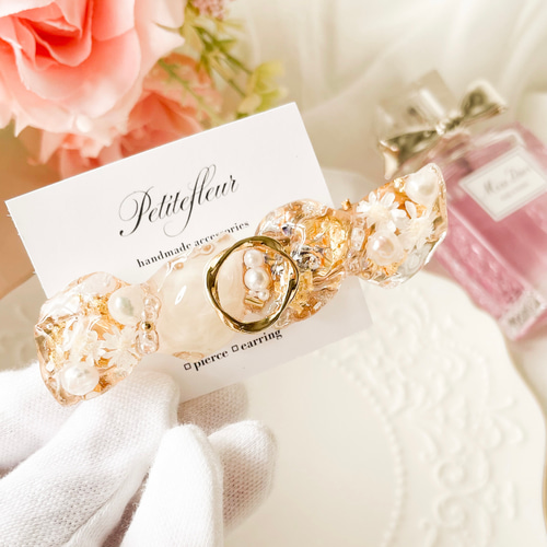 新作♪初夏デザイン お花レジンヘアクリップ 2個セット ハンドメイド