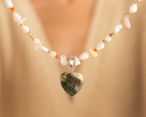 No.60天然石ブルーオパールチャーム&天然淡水パールチャーム 8f87622d46bc54f6e575bd34d070e0