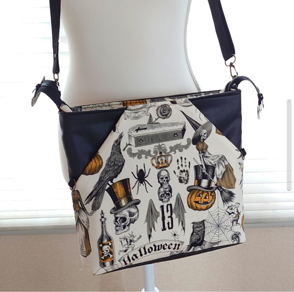 P アレキサンダーヘンリー生地 ☆ショルダーバッグ ☆ポケット