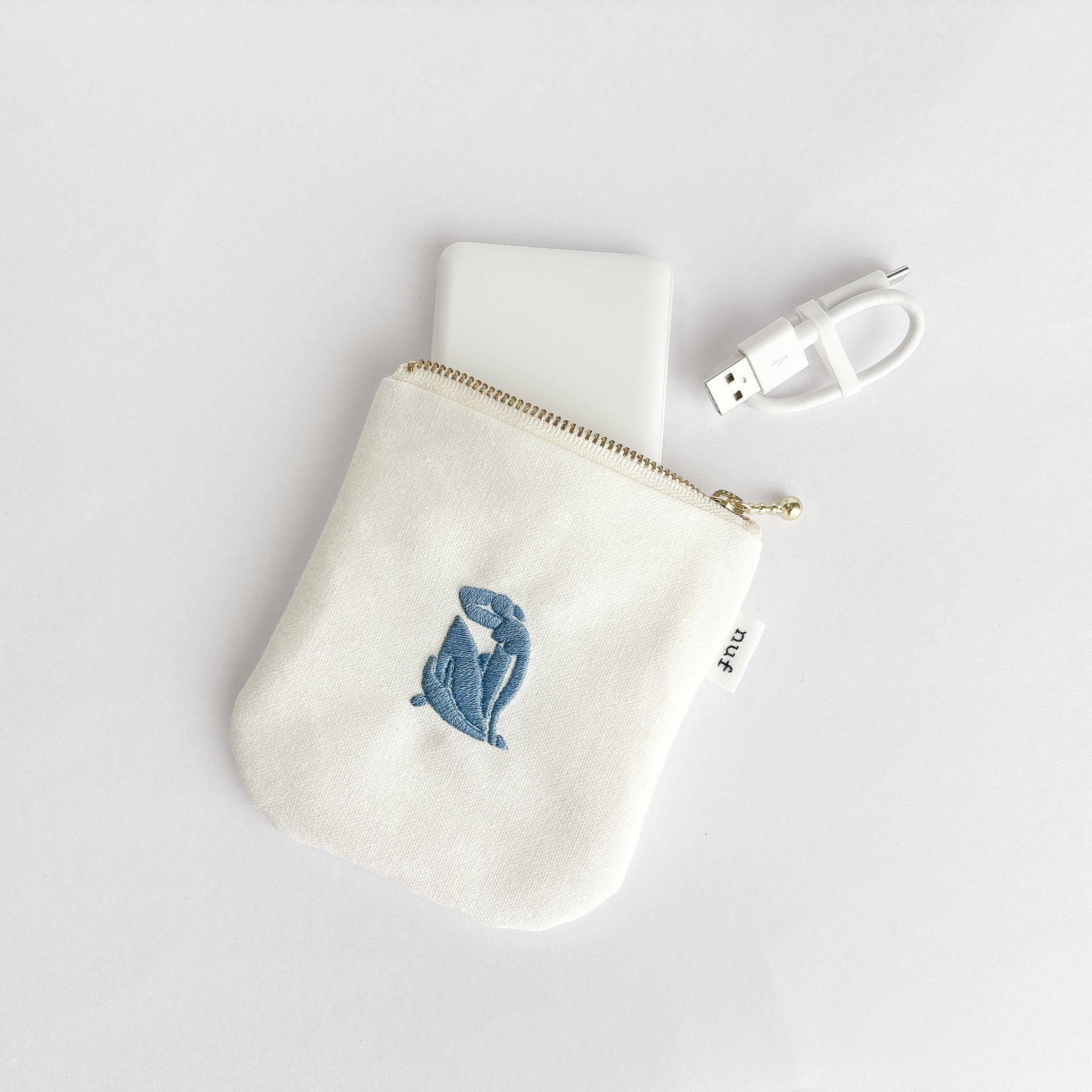 再販》10cmファスナー：アンリ・マティス『Blue Nude』手刺繍ポーチ