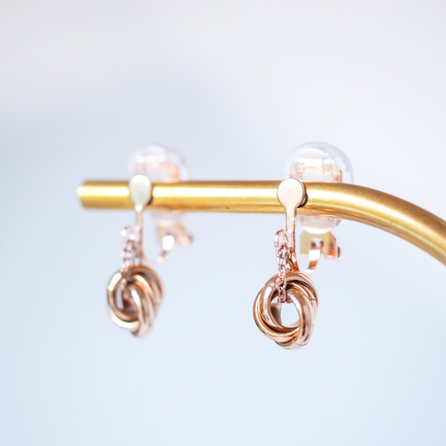 まとめ アクセサリー ネックレス リング ブローチ イヤリング ピアス ゴシック Cream dot. 選べる ピアス イヤリング 金属アレルギー ネジ式