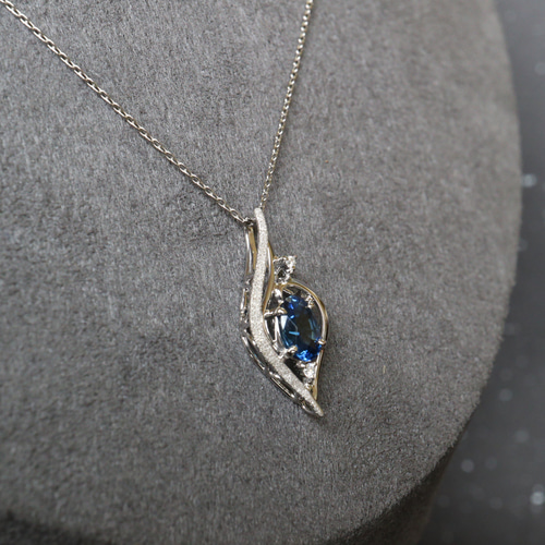 ブルーサファイア1カラットアップ 流線デザインスターダスト梨地