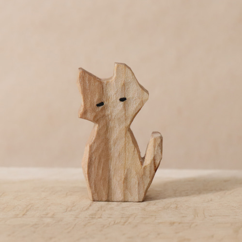 猫 木彫り ネコの置物 ねこの雑貨（木材：ブラックチェリー）（No